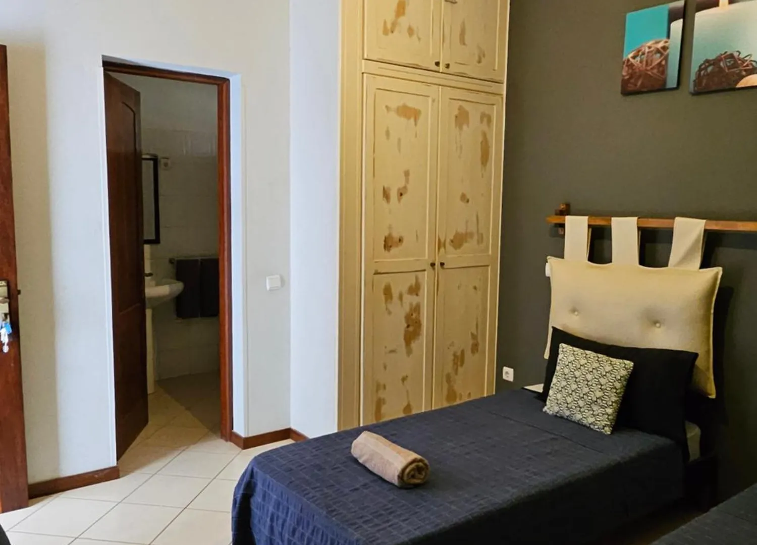 Blue Eagle Guesthouse - Casa De Hospedes Santa Maria 3*,