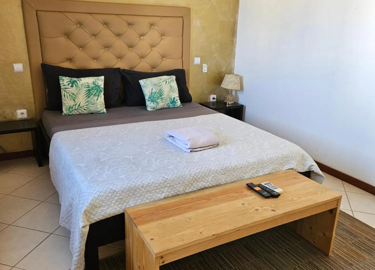 Blue Eagle Guesthouse - Casa De Hospedes Santa Maria Affittacamere