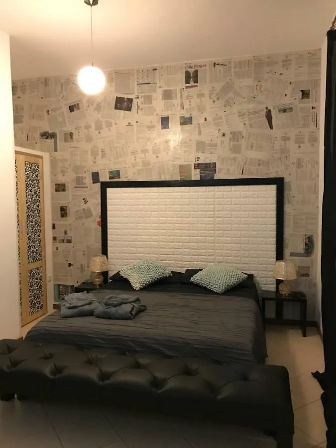 Blue Eagle Guesthouse - Casa De Hospedes Santa Maria Guest house