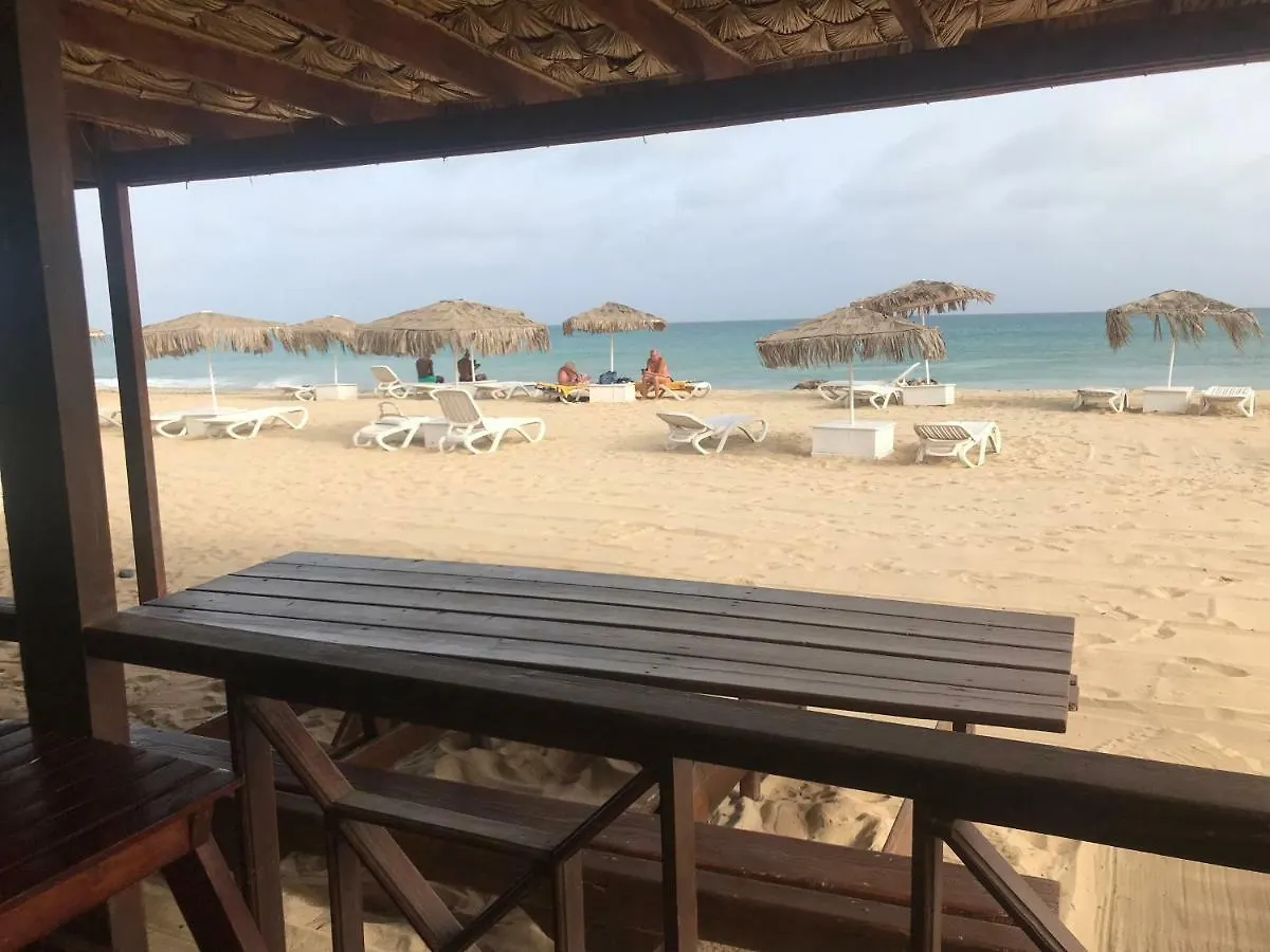 Blue Eagle Guesthouse - Casa De Hospedes Santa Maria